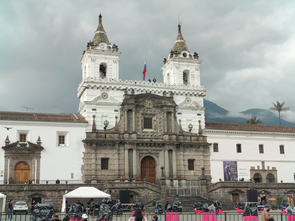 Qué hacer en Quito - Iglesia y Monasterio de San Francisco