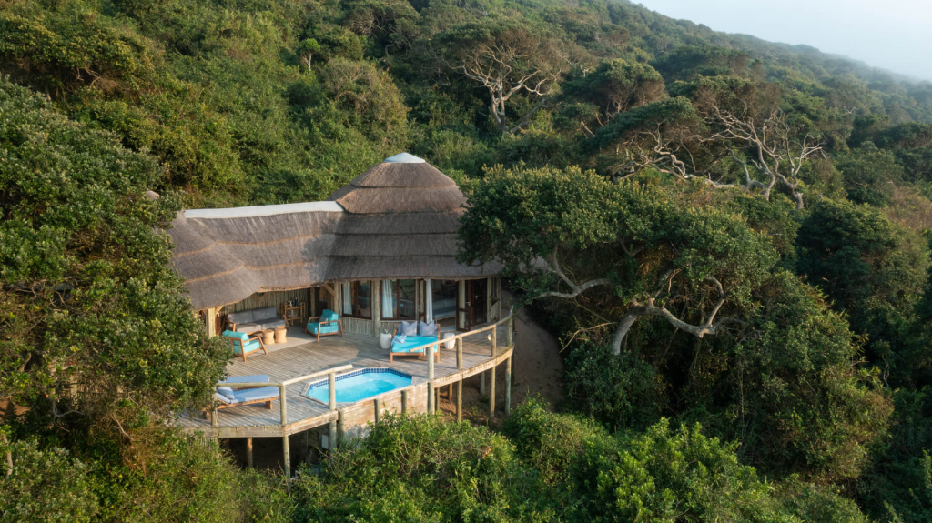 Deluxe Ocean View Honeymoon Suite del Thonga Beach Lodge