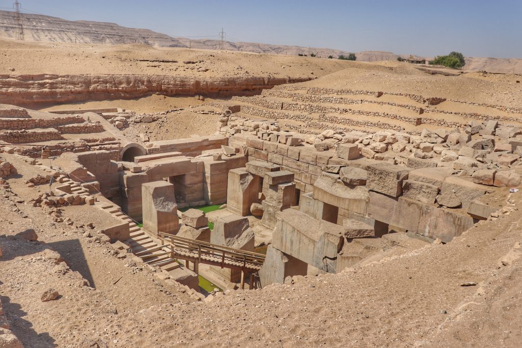 Osireion en Templo de Seti I en Abydos