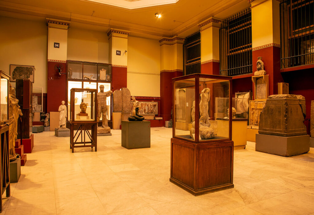 qué ver en el Museo Egipcio del Cairo por libre - Sala grecoromana del Museo Egipcio del Cairo